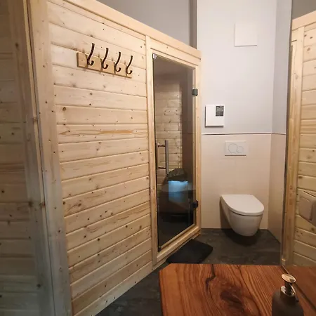 3-raum-kuschelnest Mit Privatsauna Und Whirlwanne
