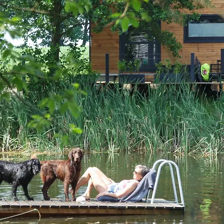 3-raum-kuschelnest Mit Privatsauna Und Whirlwanne Апартаменты Grossharthau