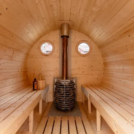 3-raum-kuschelnest Mit Privatsauna Und Whirlwanne Grossharthau